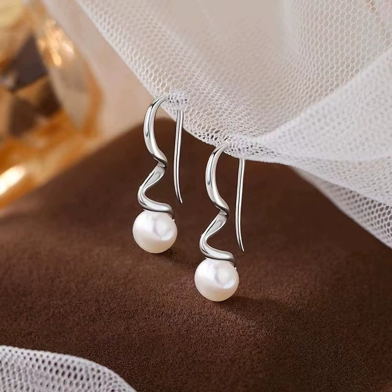 S925 Pure Silver Freshwater Pearl Earrings - Silvery
