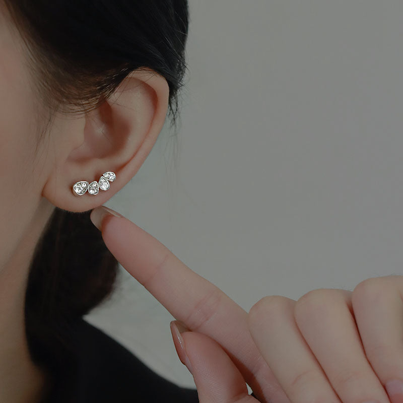 925 sterling silver droplet shaped earrings