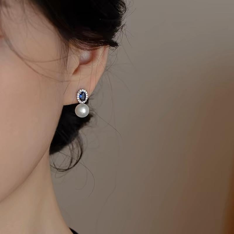 S925 silver Freshwater Pearl Inlaid Zircon Earrings - Silvery
