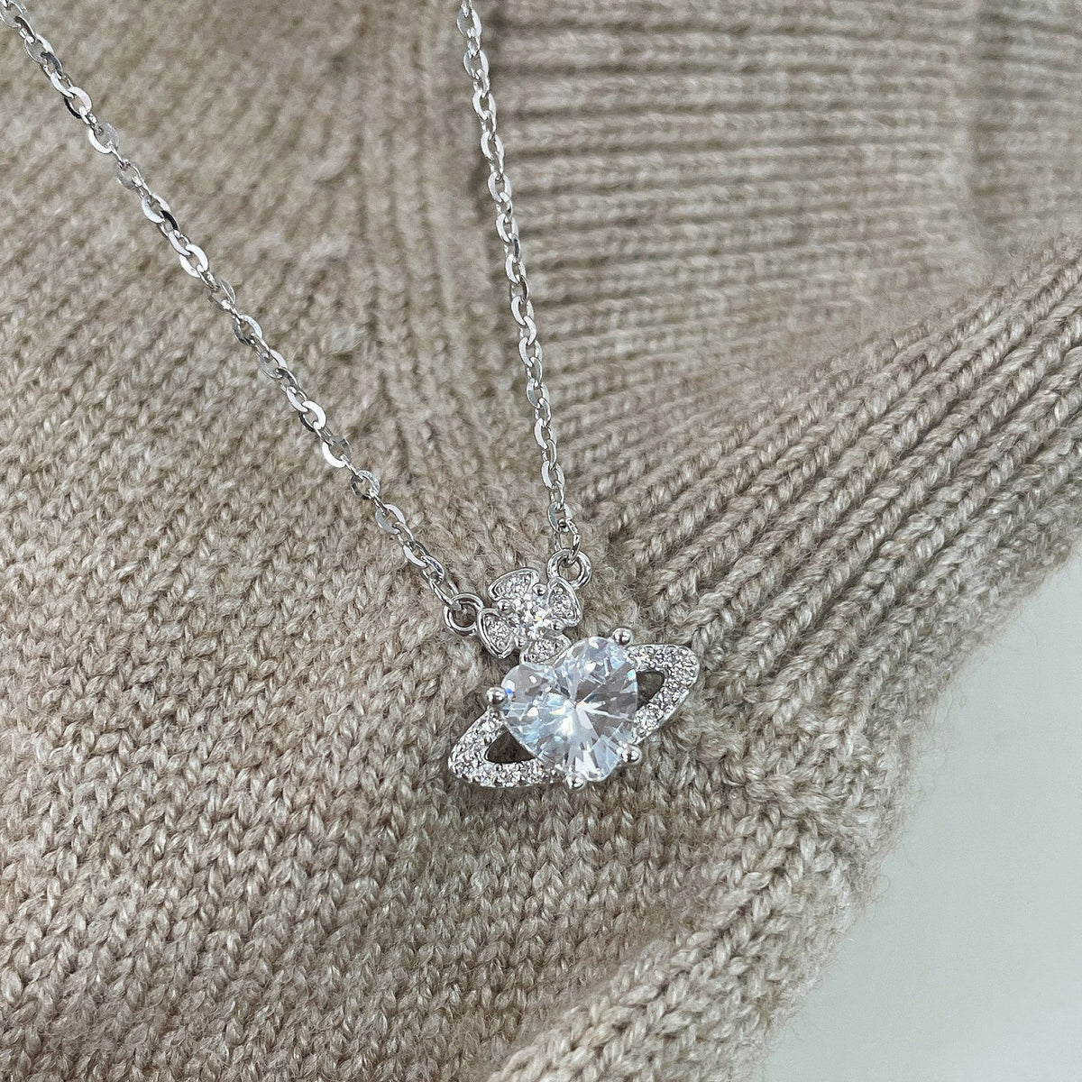 925 sterling silver planet pendant necklace - silvery