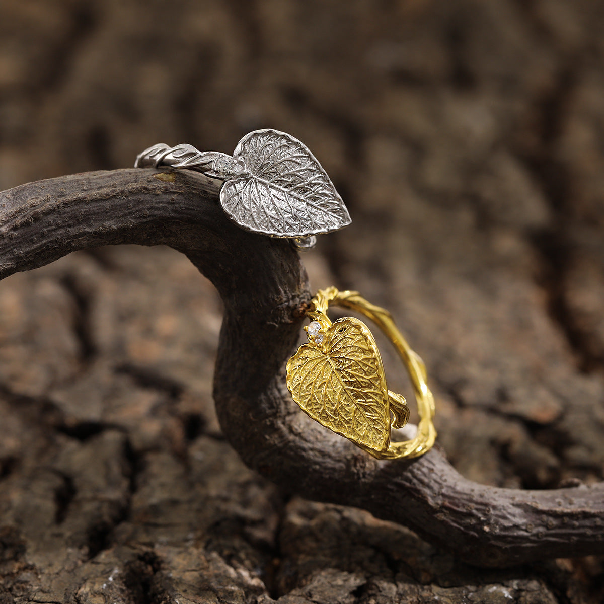 Botanical Leaf Twig Textured Ring