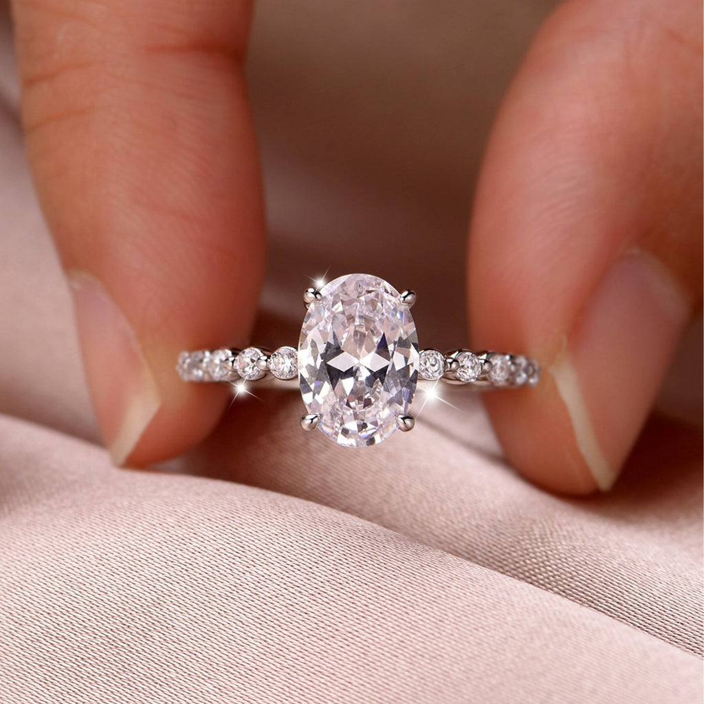 S925 Sterling Silver Oval Moissanite Engagement Ring