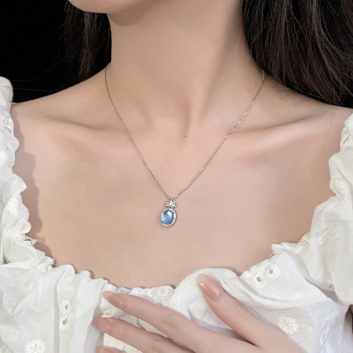 S925 Pure Silver Sea Blue Treasure Necklace - Silvery