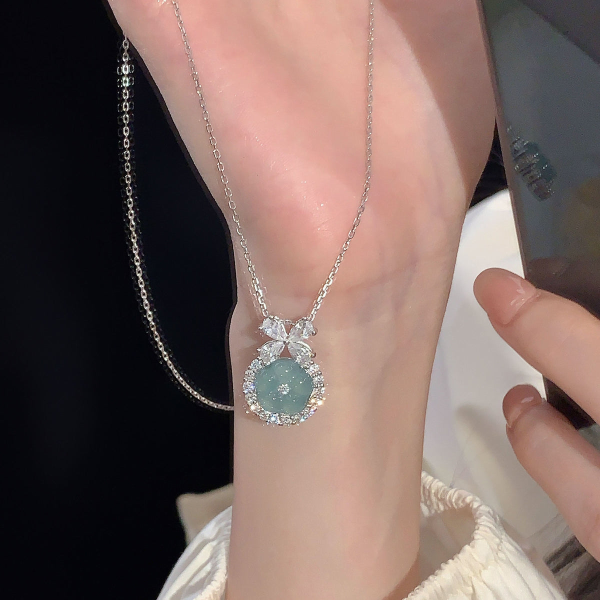 925 sterling silver jade pendant necklace - silvery
