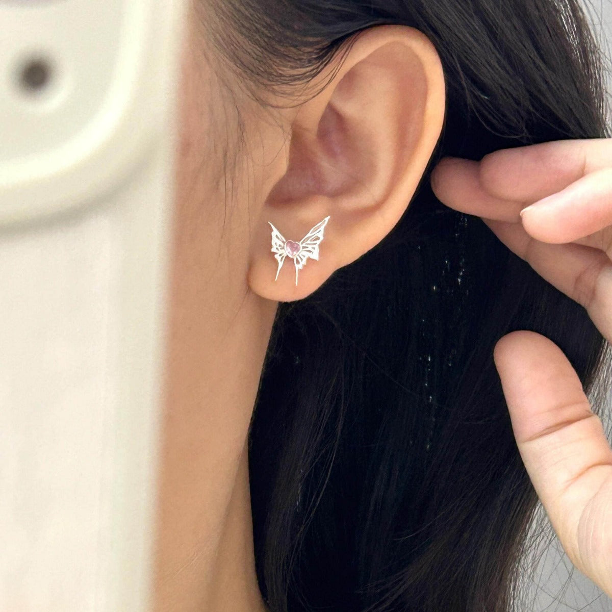 925 sterling silver butterfly shaped earrings - silvery
