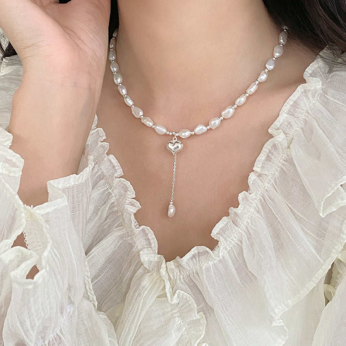 925 sterling silver Baroque pearl heart-shaped pendant necklace