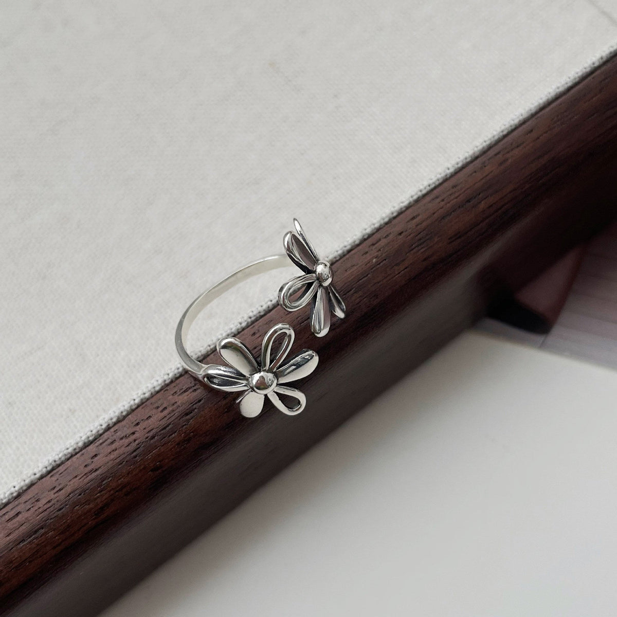 925 sterling silver flower ring - silvery