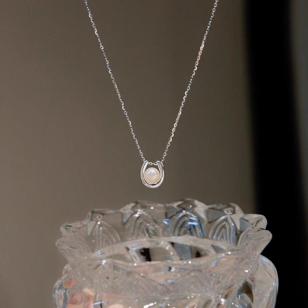S925 Pure Silver Freshwater Pearl Pendant Necklace - Silvery