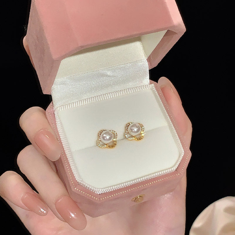 S925 pure silver clover imitation pearl earrings