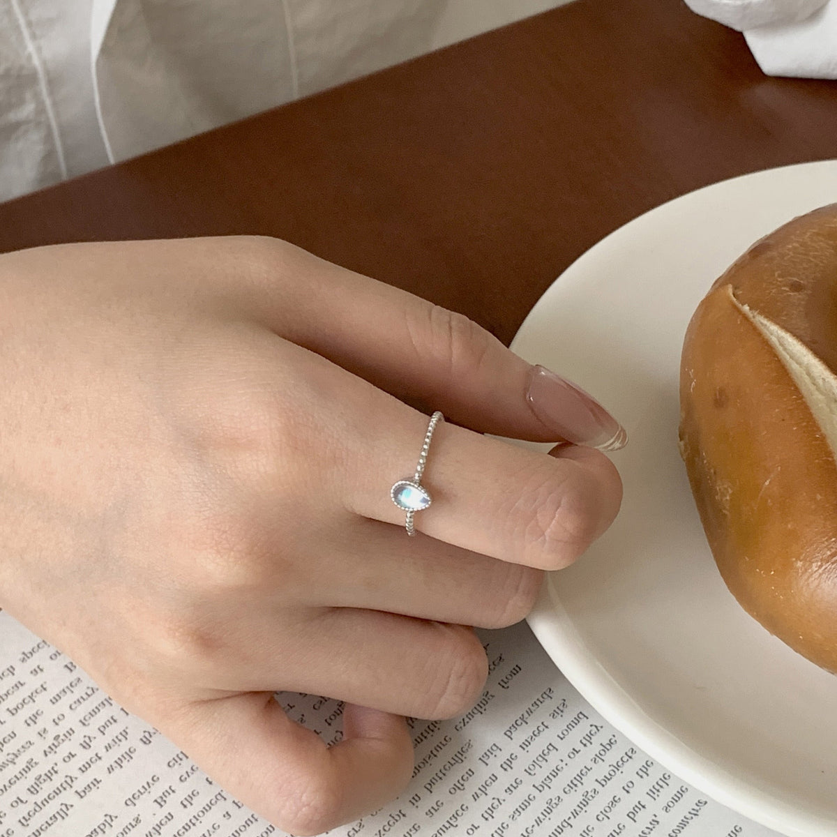 925 sterling silver moonstone ring - silvery