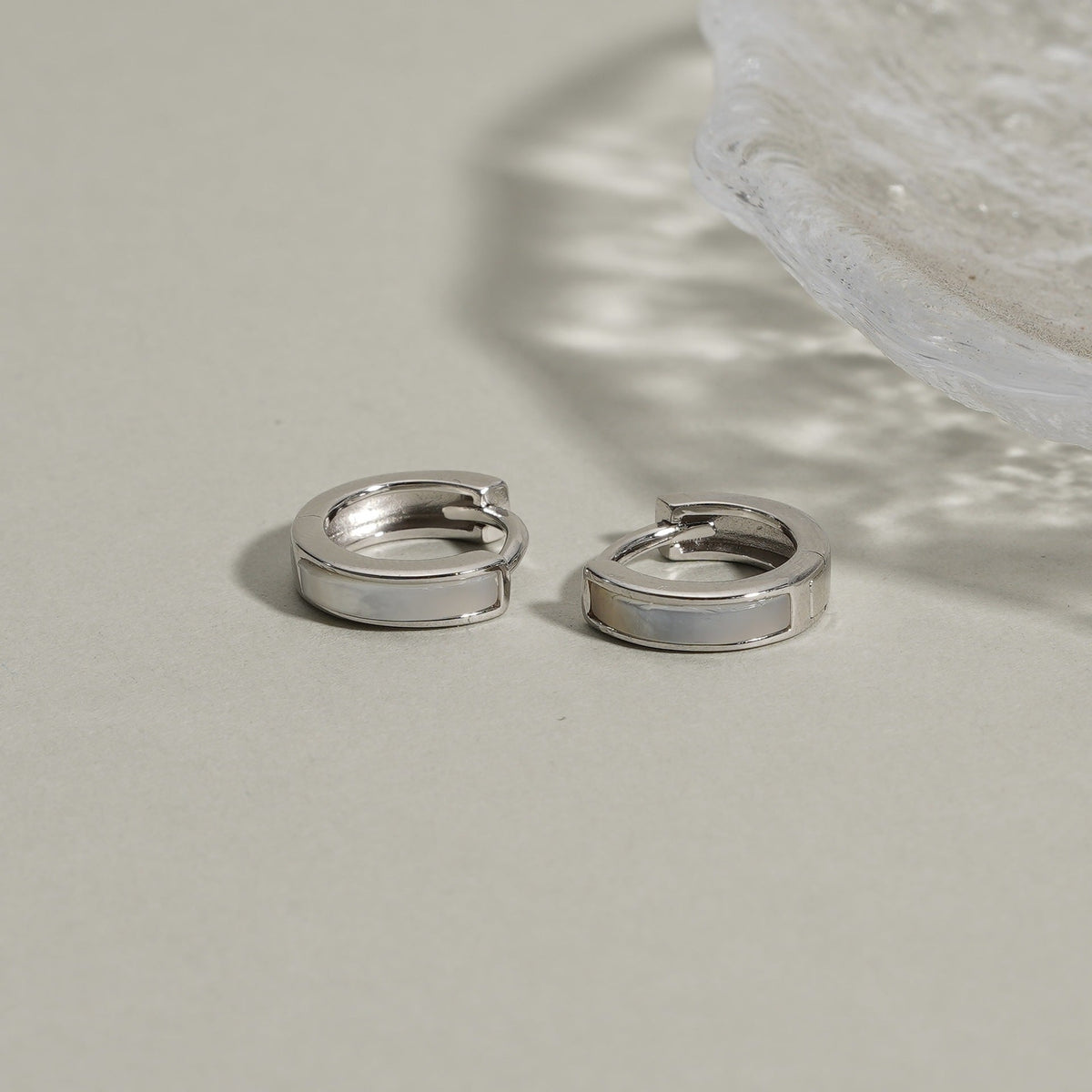 S925 Silver Shell Circle Earrings