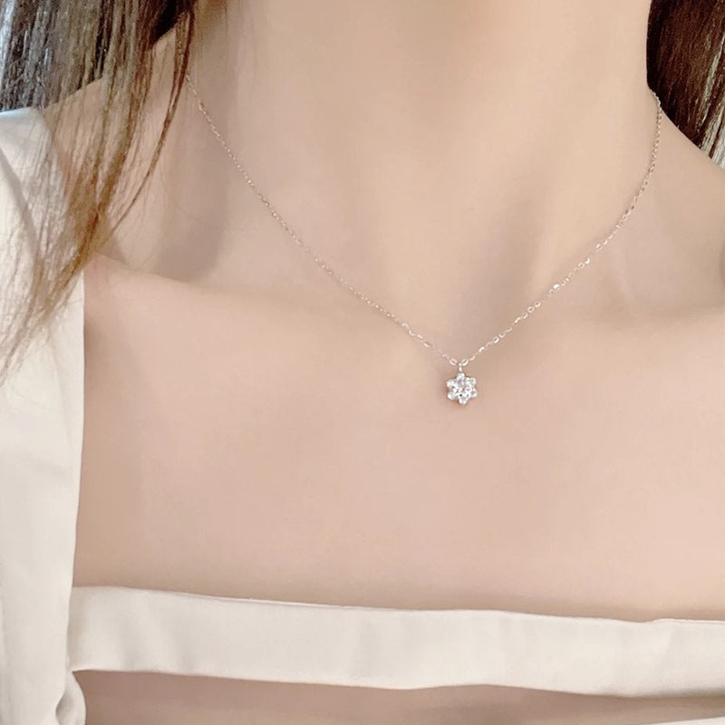 925 sterling silver floral pendant necklace - silvery