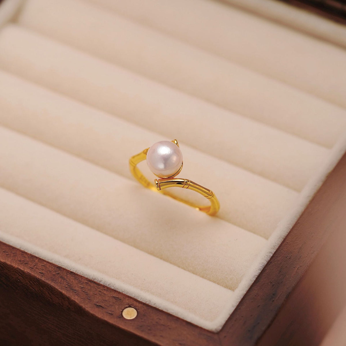 925 sterling silver pearl ring - golden