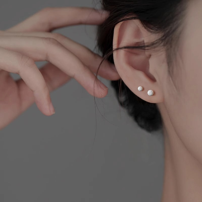 999 Silver Round Bead Ear Bone Nail - Silvery