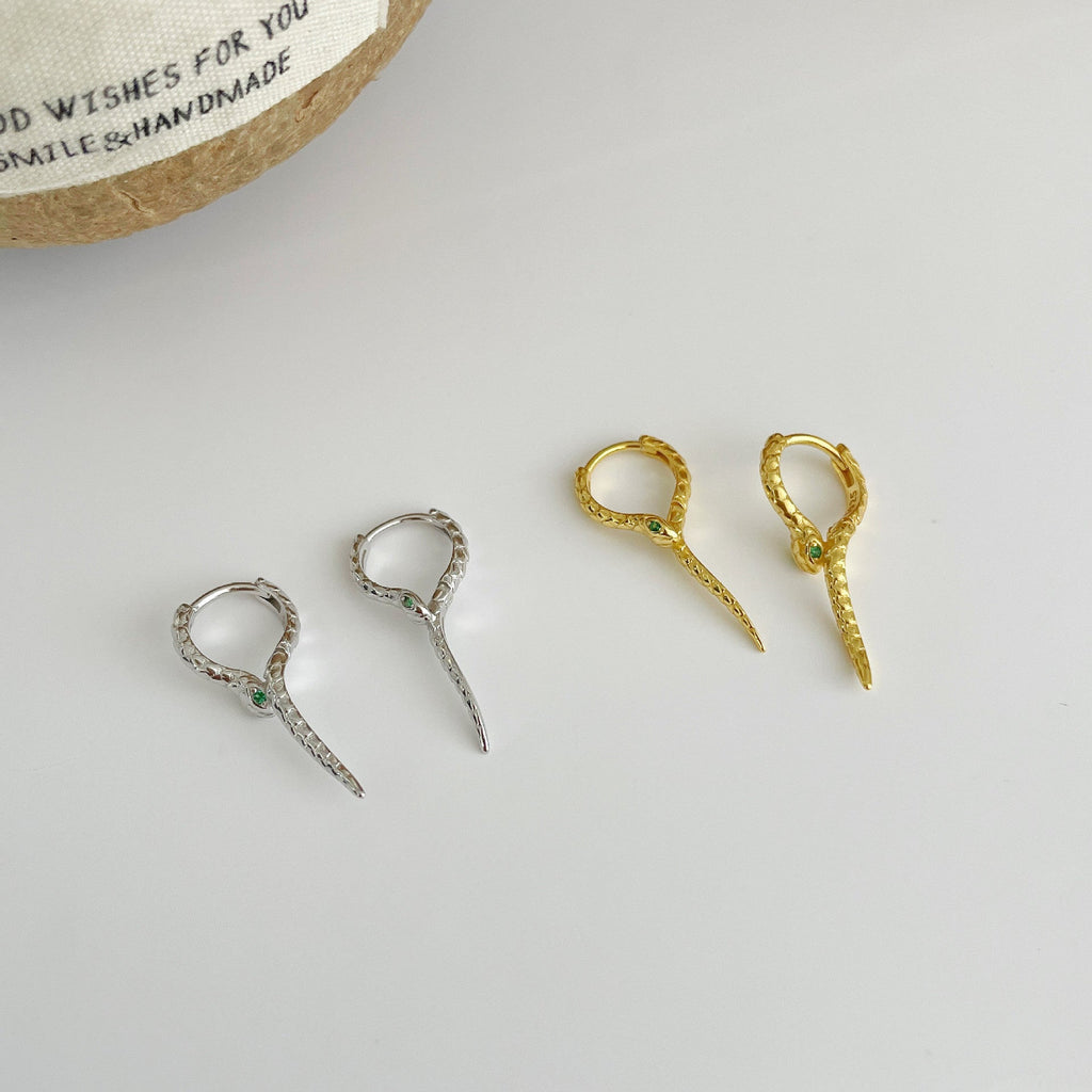 925 sterling silver snake shaped ear buckle