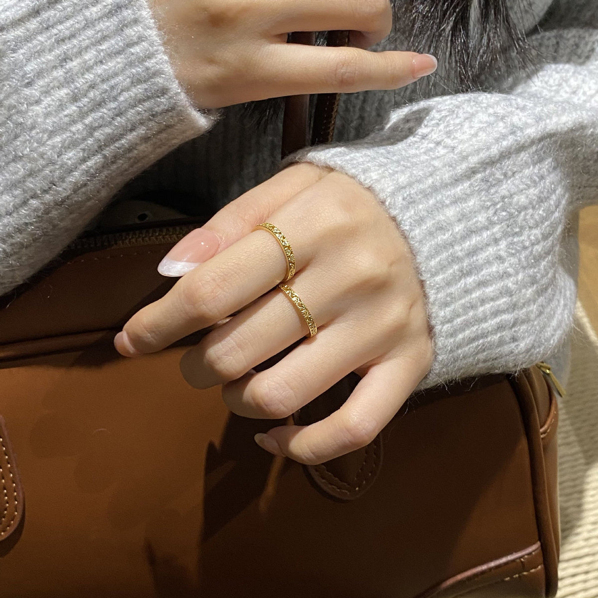 S925 Pure Silver Hollow Pattern Ring - Golden