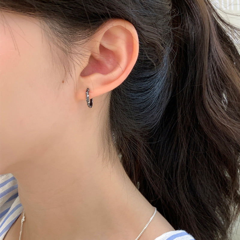 S925 sterling silver earrings with white zirconium rings