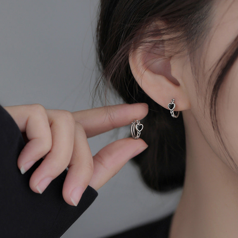 925 silver black heart-shaped ear buckle - silvery