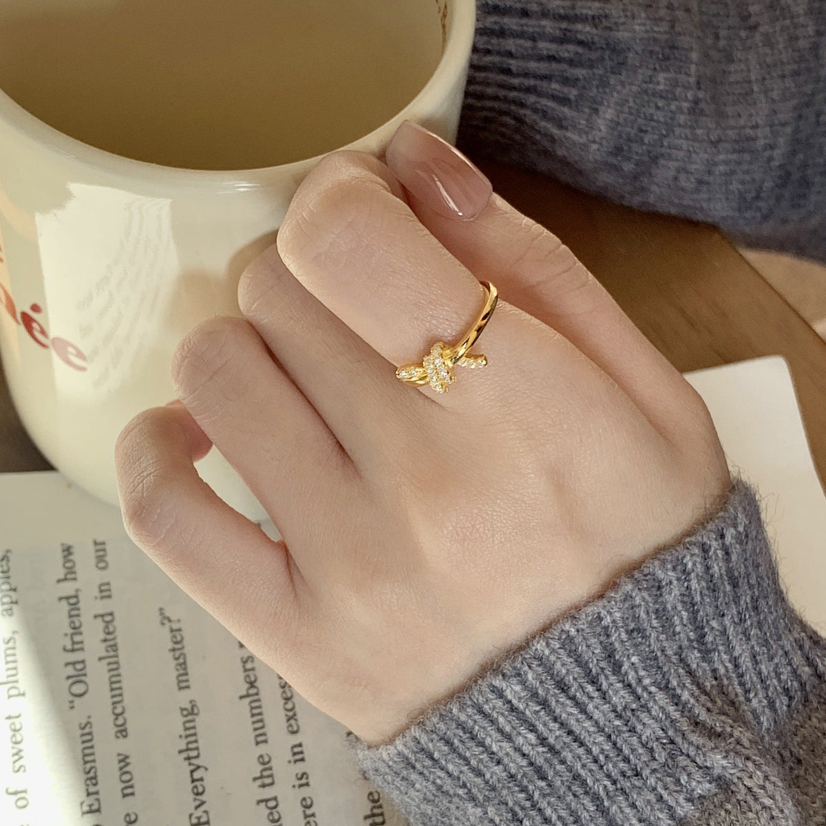 925 sterling silver knot shaped ring