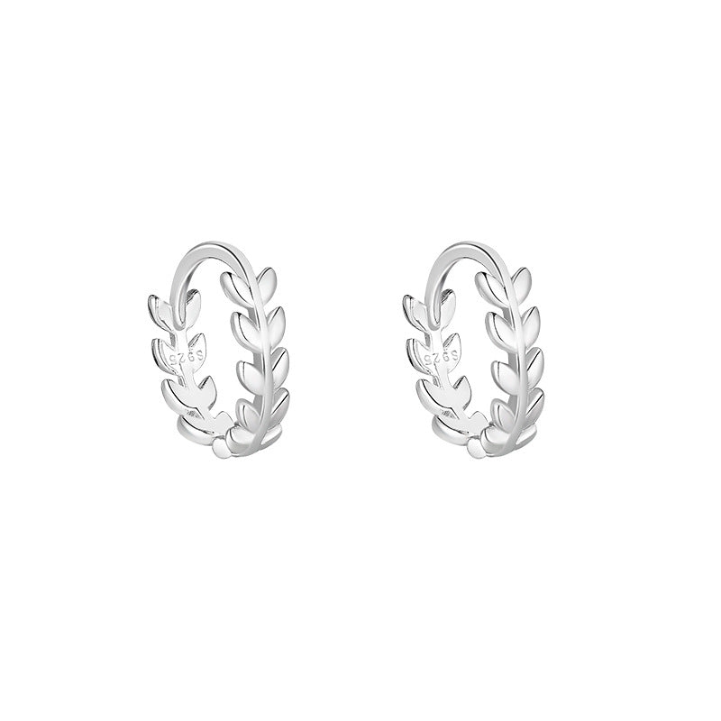 925 sterling silver leaf shaped ear buckle - silvery