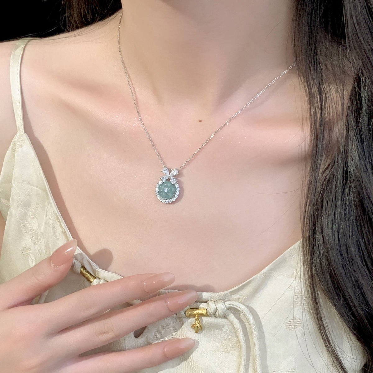 925 sterling silver jade pendant necklace - silvery