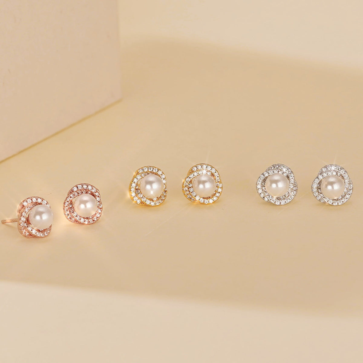 S925 pure silver pearl inlaid with sparkling zirconium earrings