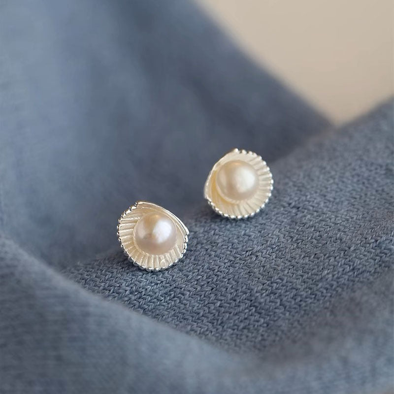 S925 sterling silver freshwater pearl earrings - silvery
