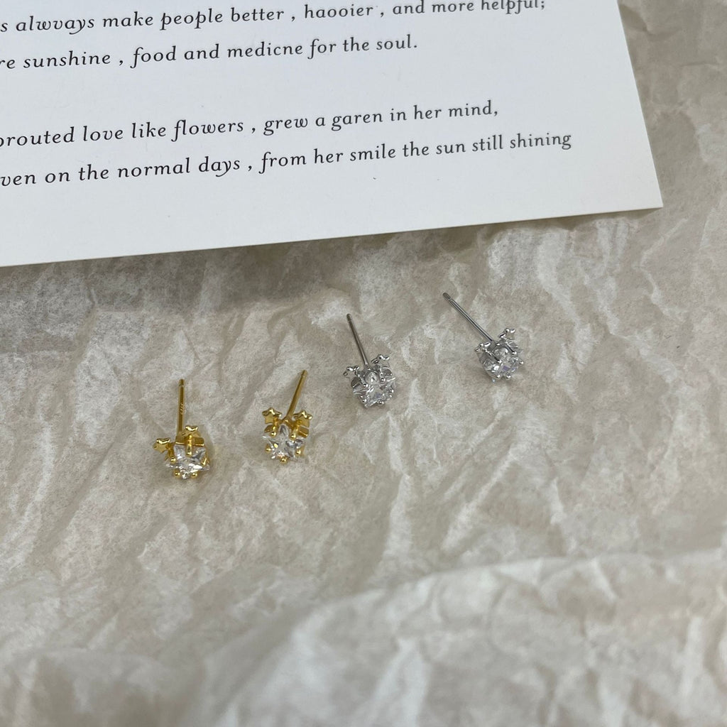 S925 sterling silver compact super sparkling star earrings