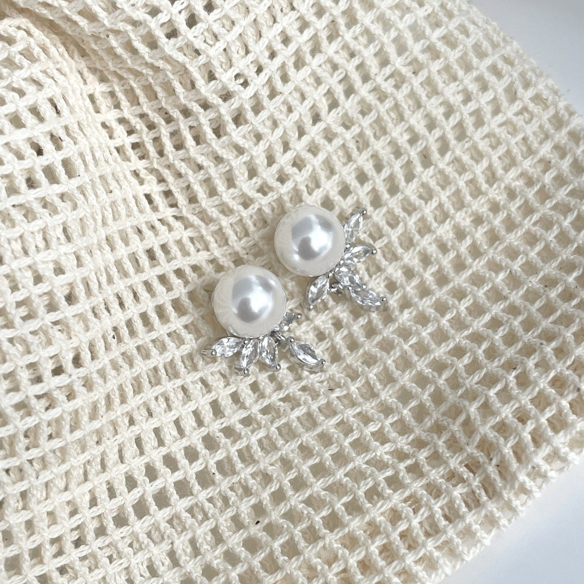 925 sterling silver pearl earrings