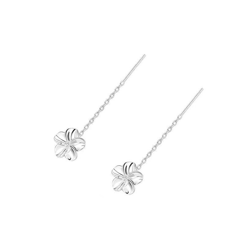 999 Silver Gardenia Earrings