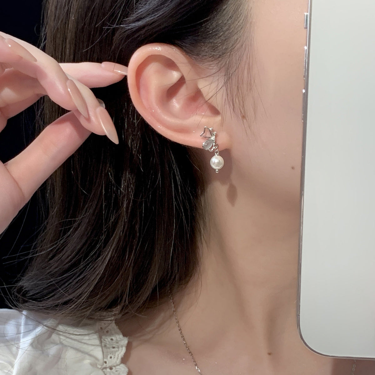 S925 pure silver cute butterfly imitation pearl earrings