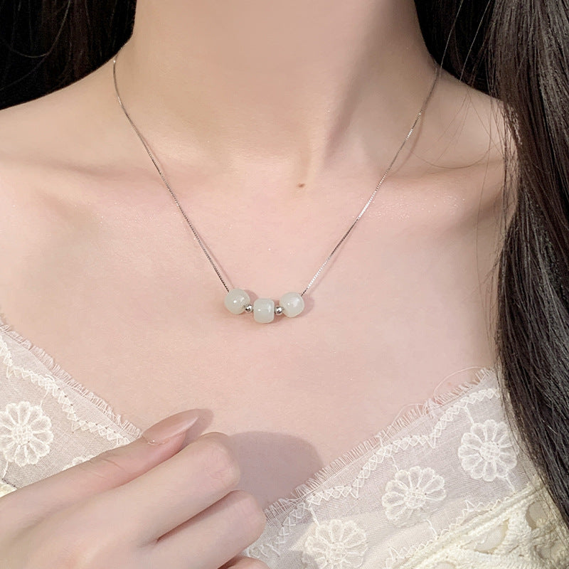 S925 Silver Hotan Jade Beaded Necklace - Silvery