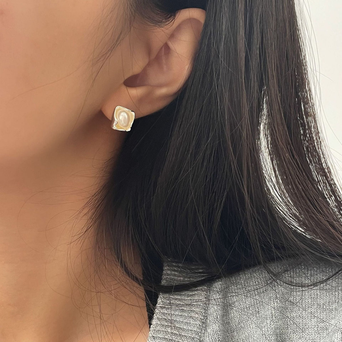 S925 pure silver freshwater pearl earrings