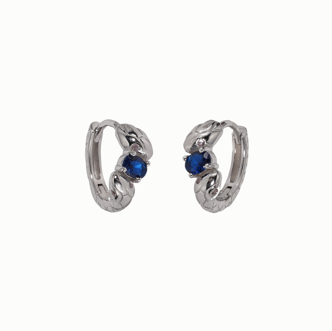 925 sterling silver snake shaped ear buckle - silvery