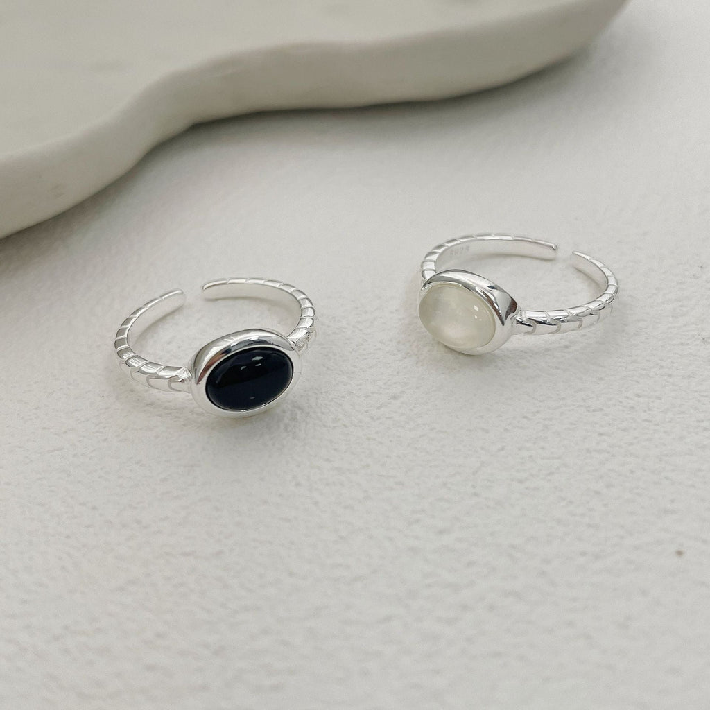S925 pure silver oval black agate white chalcedony ring - silvery
