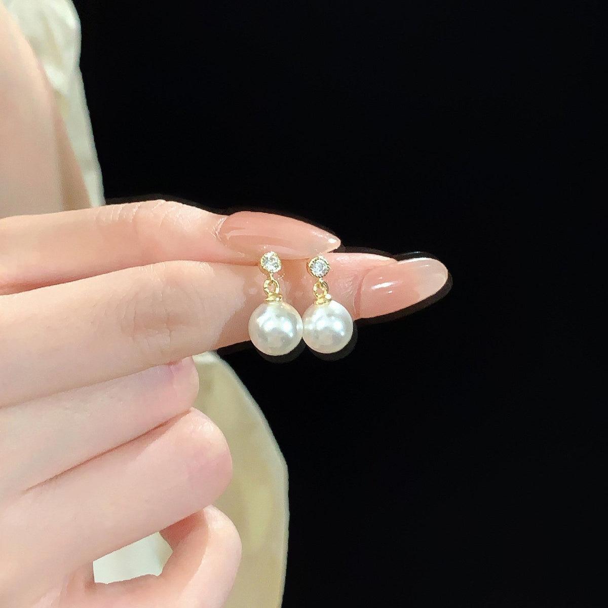 S925 sterling silver imitation pearl earrings - golden