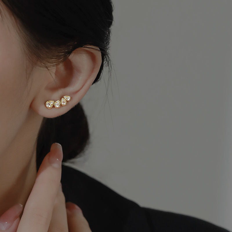 925 sterling silver droplet shaped earrings