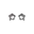 999 silver flower shaped earrings - silvery