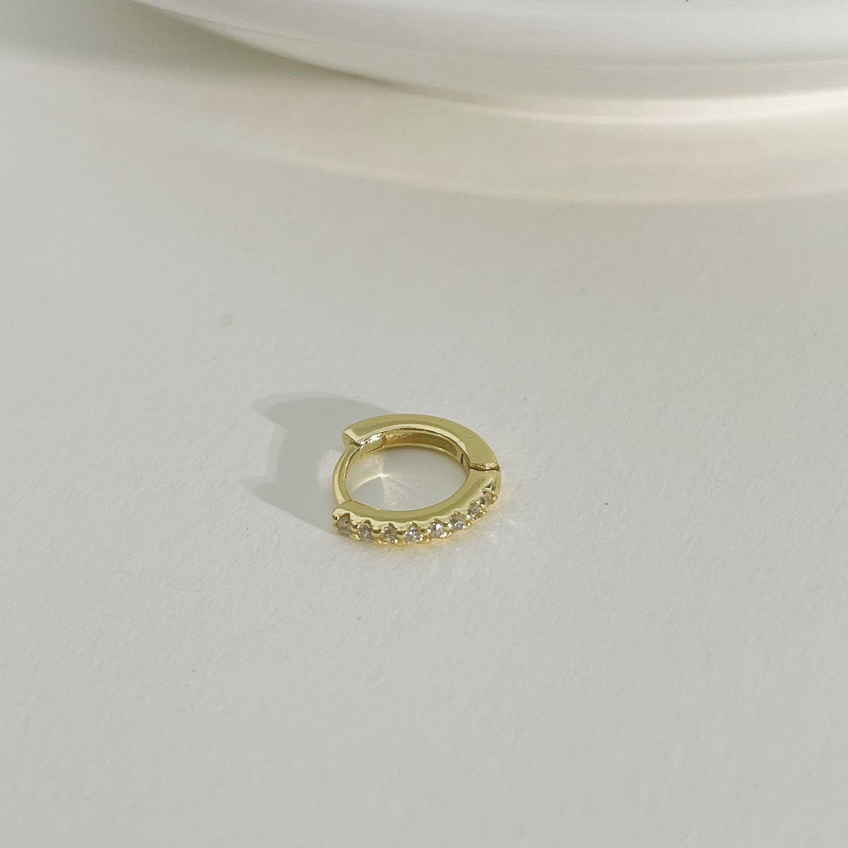  925 sterling silver water drop zirconium single ear buckle - golden