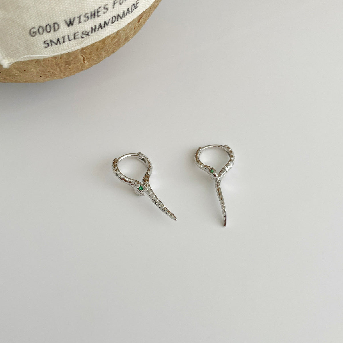 925 sterling silver snake shaped ear buckle