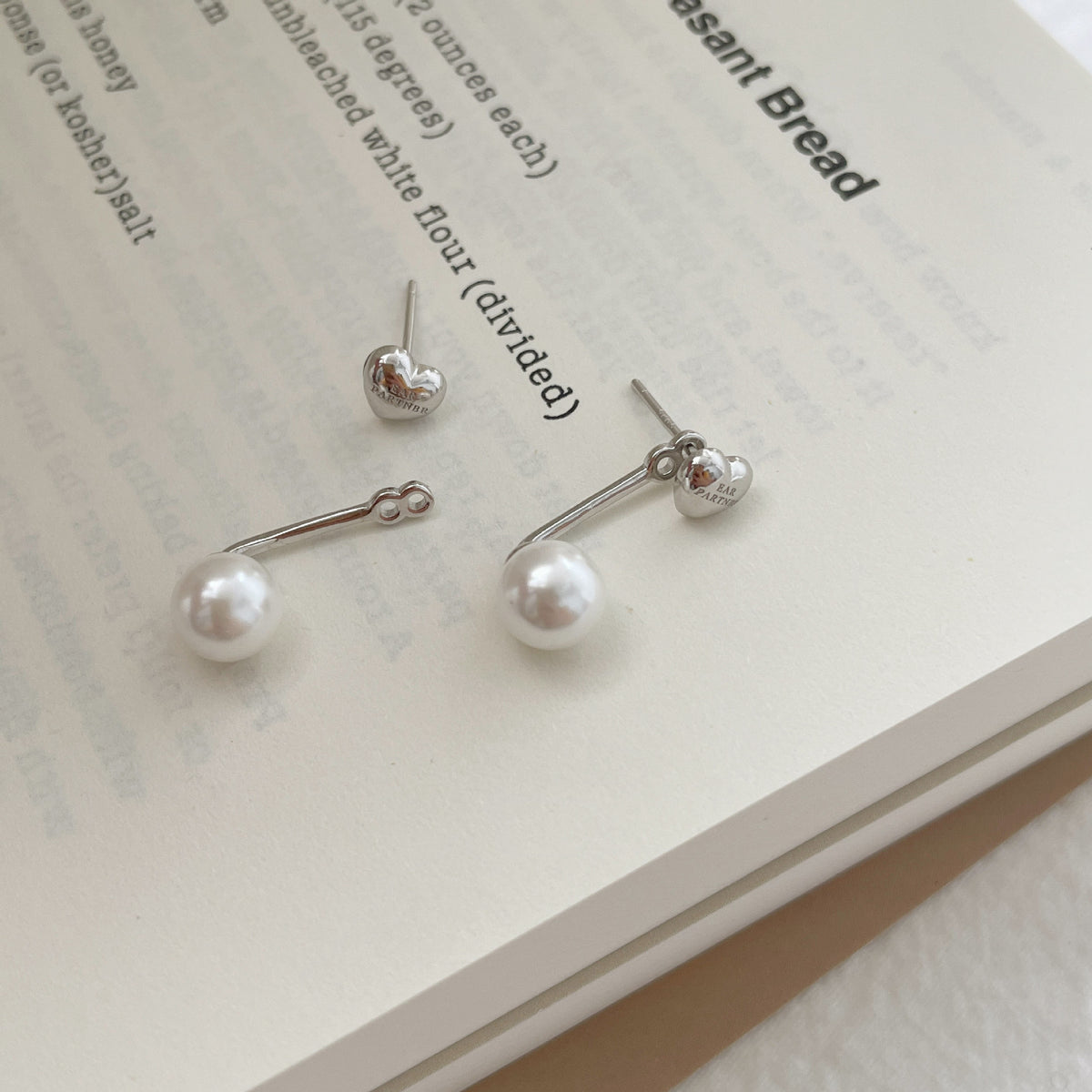 925 sterling silver heart-shaped ear studs - silvery