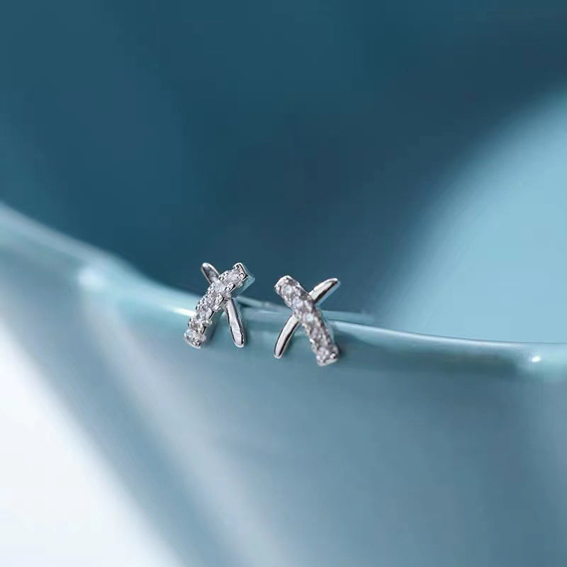 925 sterling silver X letter earrings - silvery