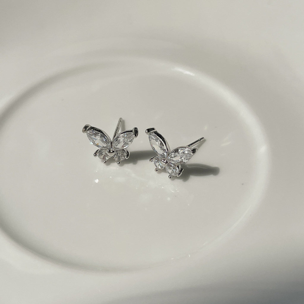925 sterling silver butterfly shaped earrings - silvery