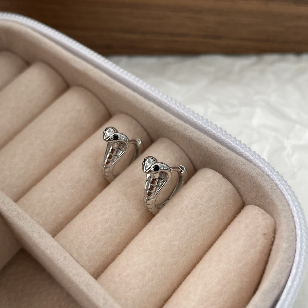 S925 sterling silver snake shaped earrings