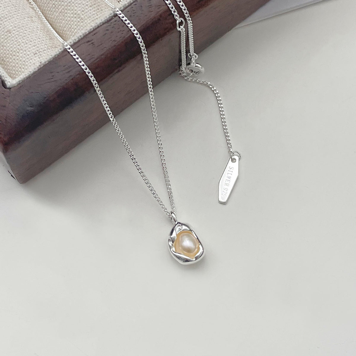925 sterling silver freshwater pearl pendant necklace