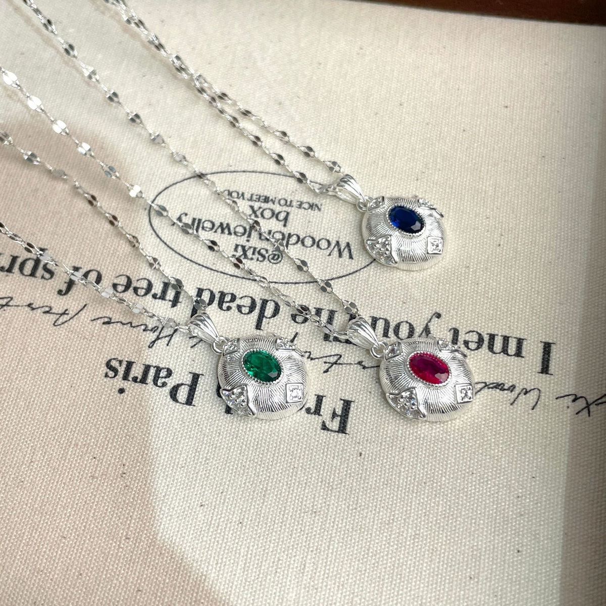 925 sterling silver inlaid with colored zirconia pendant necklace