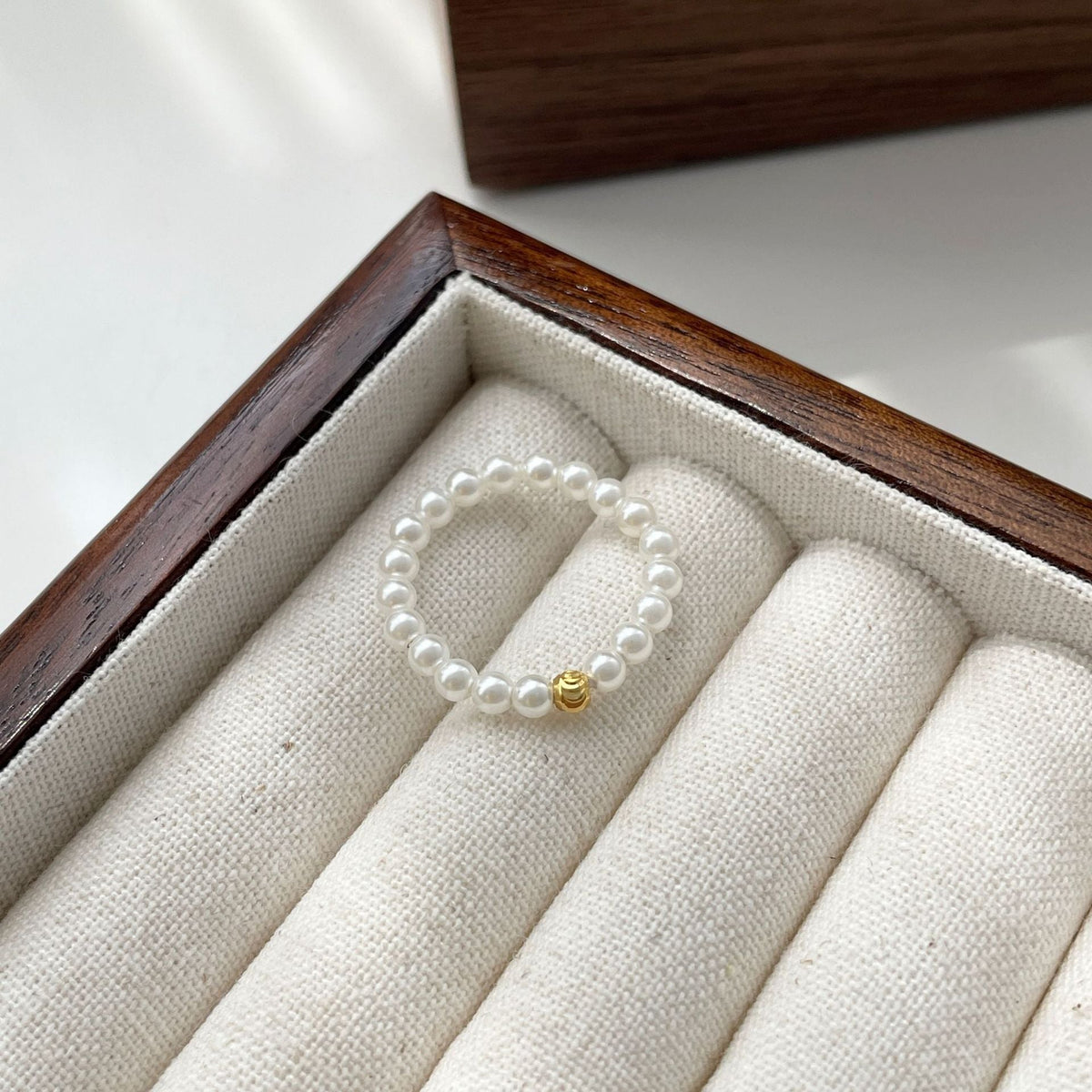 925 Silver Pearl Elastic Rope Ring