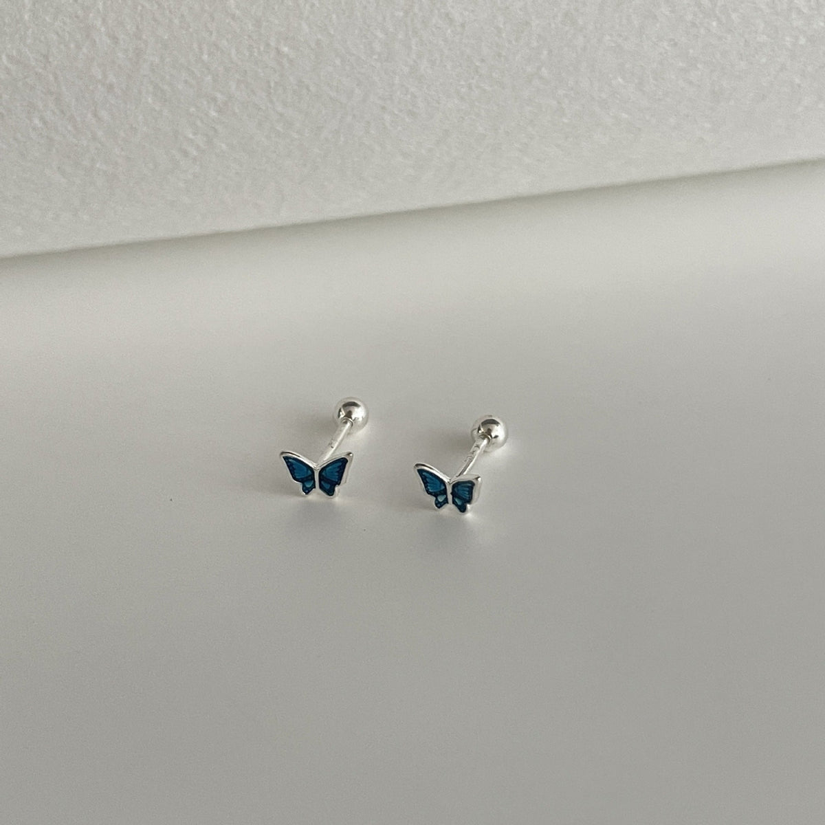999 Silver Butterfly Earrings - Silvery