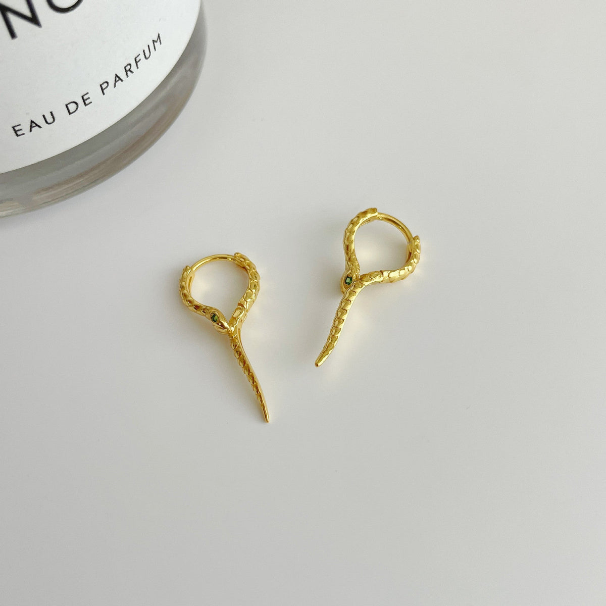 925 sterling silver snake shaped ear buckle