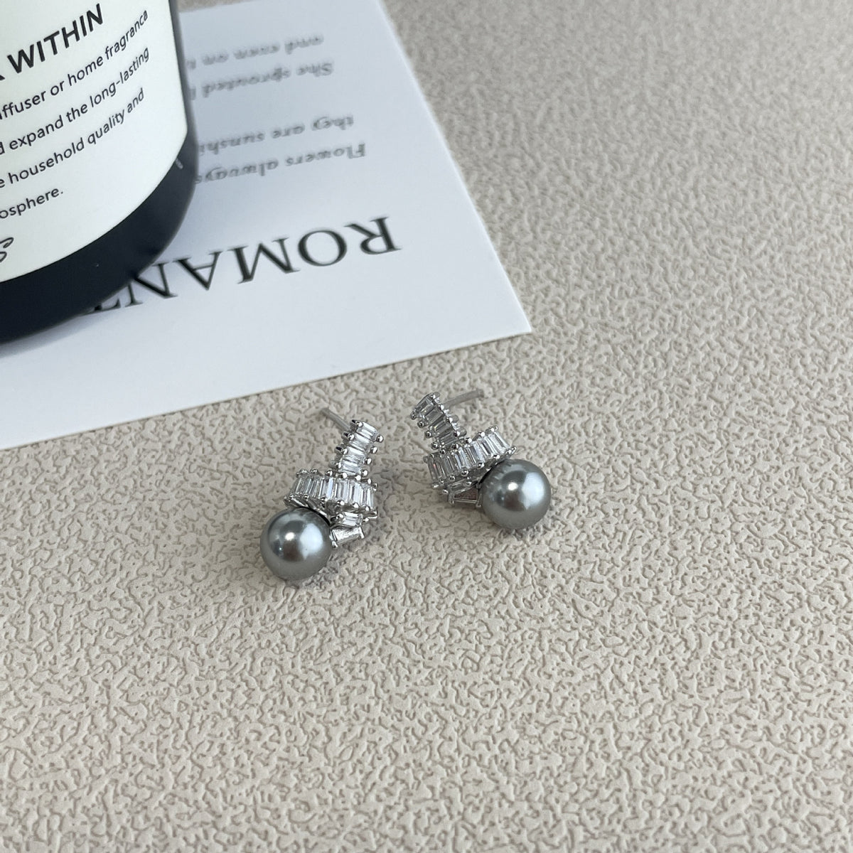 925 sterling silver pearl earrings - silvery